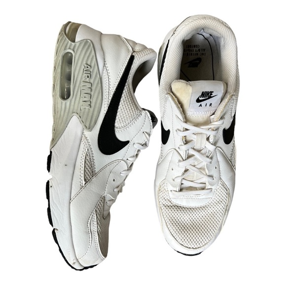 NIKE Air Max womens sneakers size 11 - Picture 1 of 7